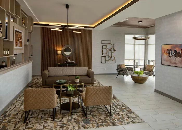 Hotel Fairfield & Prasada *